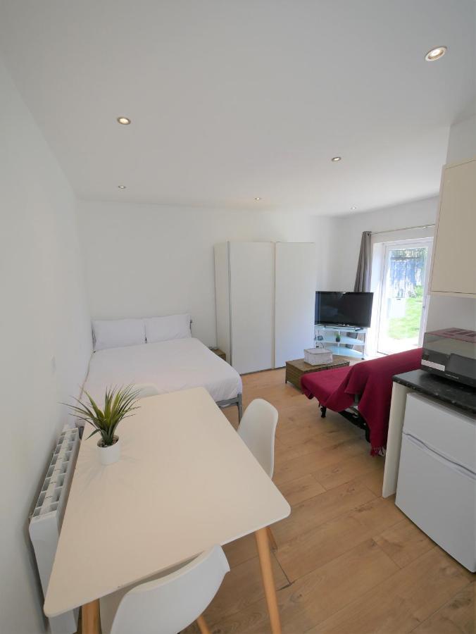 Turay Court Holiday Apartments Bournemouth Eksteriør billede